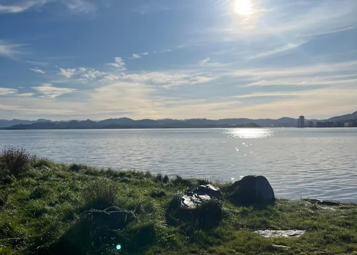 Apartament Lovely In Maritime Surroundings Near *